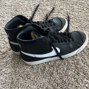Black Nike Blazers
